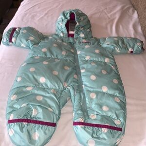 BNWOT Infant Polka Dot Snow Suit by Columbia 6mo